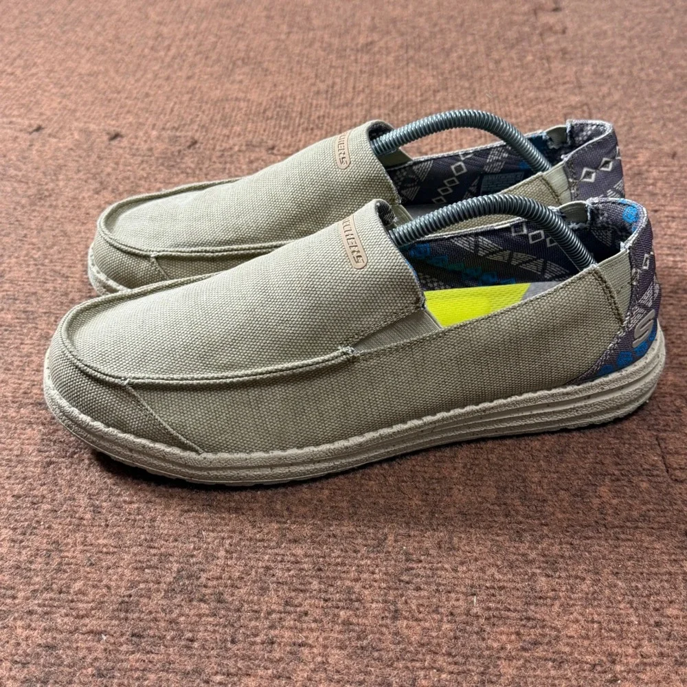 A+ shoes Skechers Relaxed Fit Men 10.5 Tan Goga Mat Arch Slip On Loafers 210103